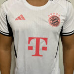 Camisa Bayern Branca C/ Rosa